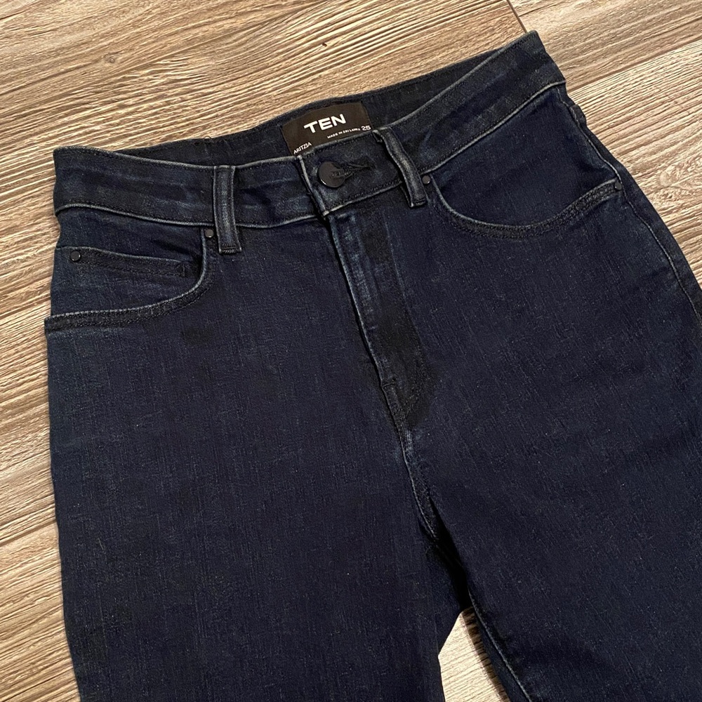Aritzia TEN jeans size 25